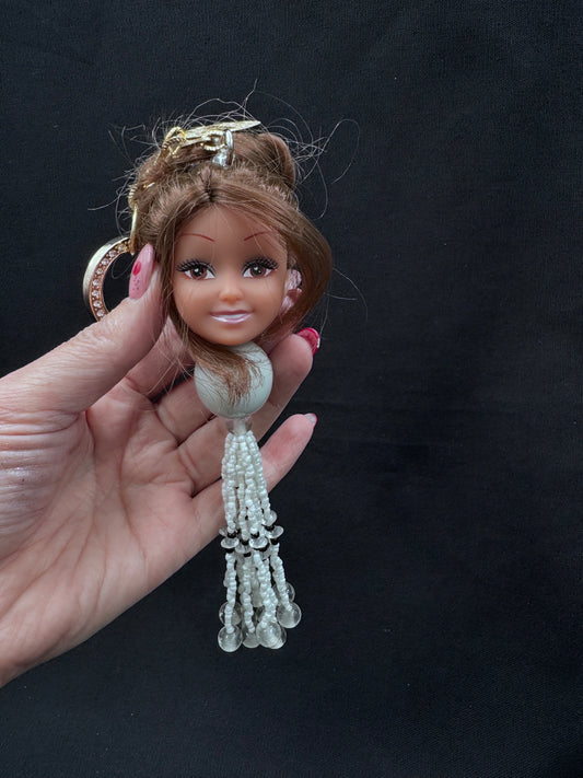 Vintage Barbie hvit. Lasergravering «Queen»