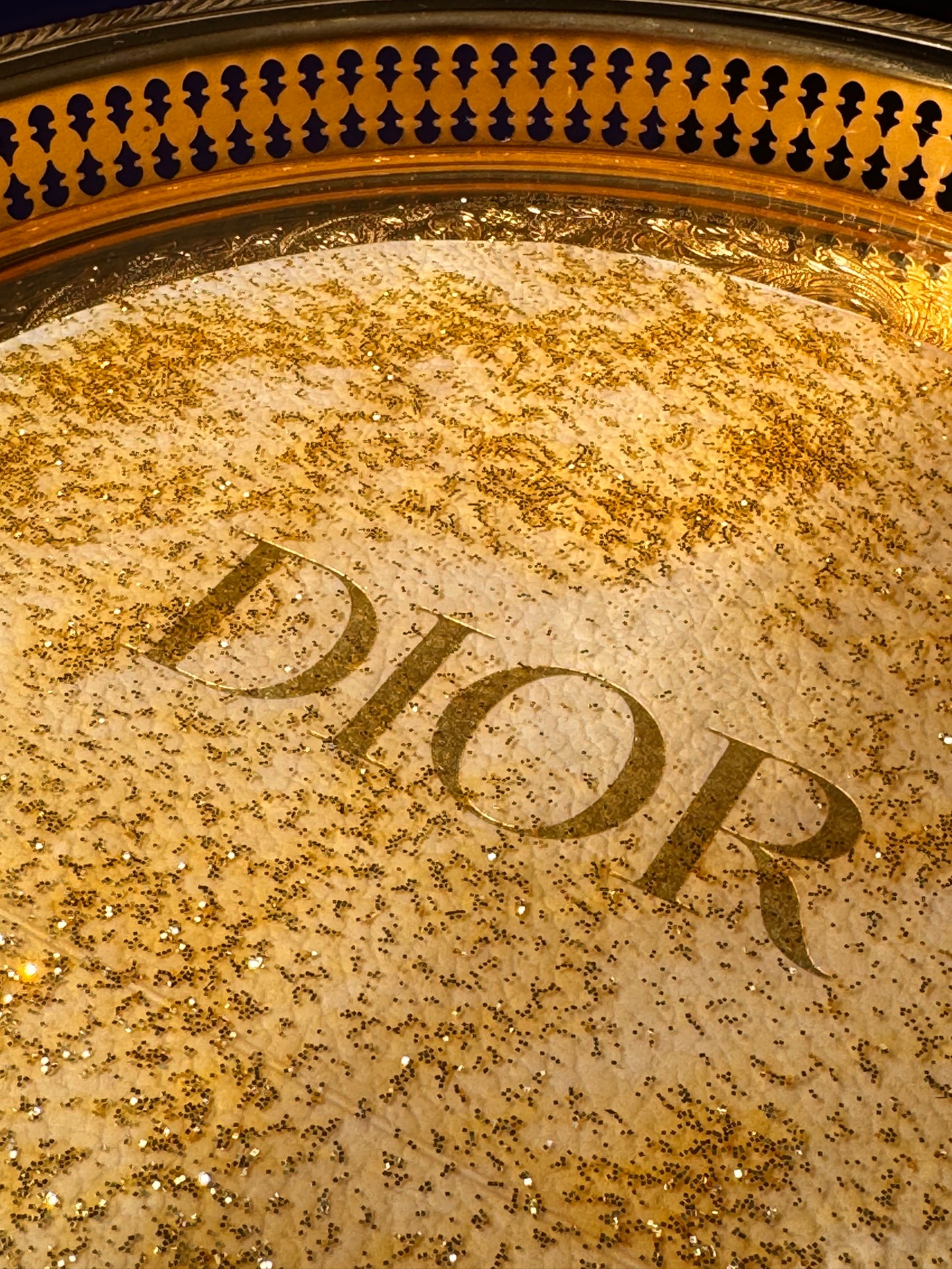Vintage Christian Dior lysfat i gull og glitter