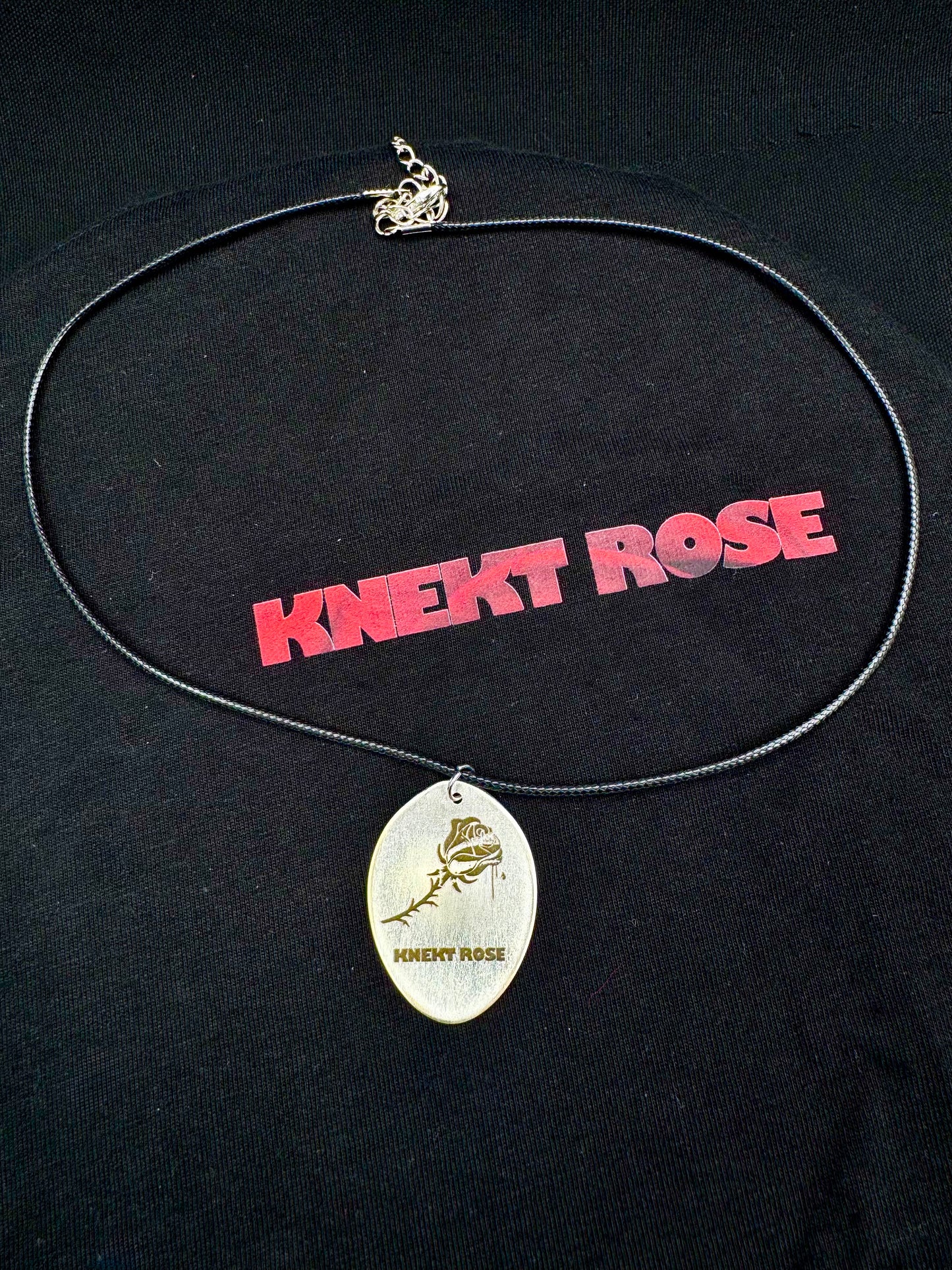 Vintage sølvsmykke «Knekt Rose»