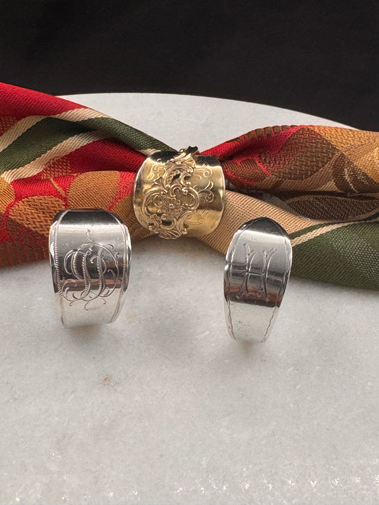 Bestilling/reservert! Vintage Skjerfring eget sølv