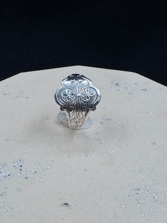 Antikk Sølvring blomster (liten modell) str 61