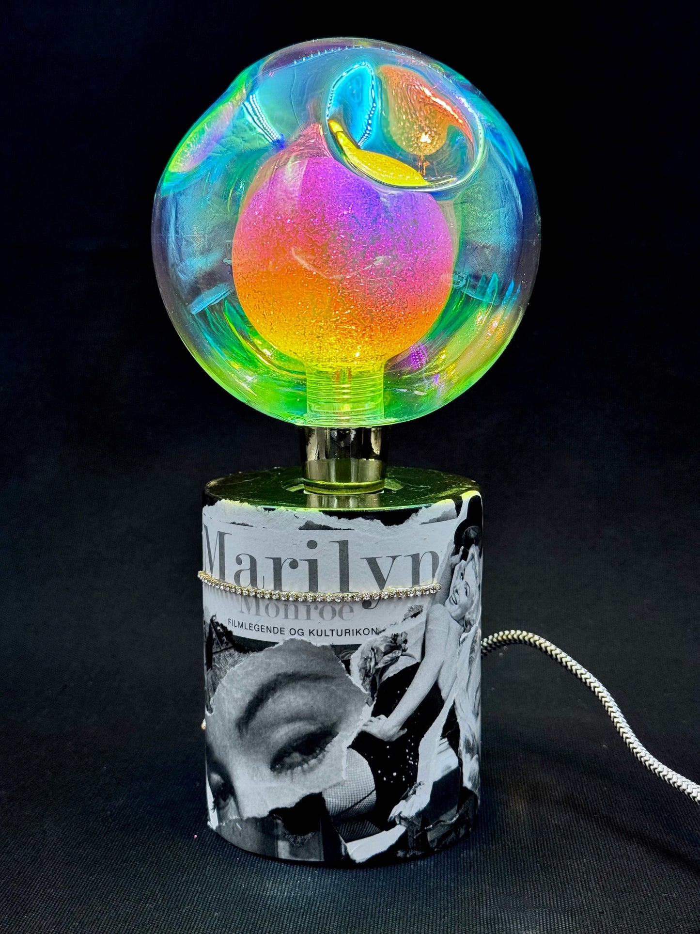 Marilyn Monroe PopArt lampe med lyspære