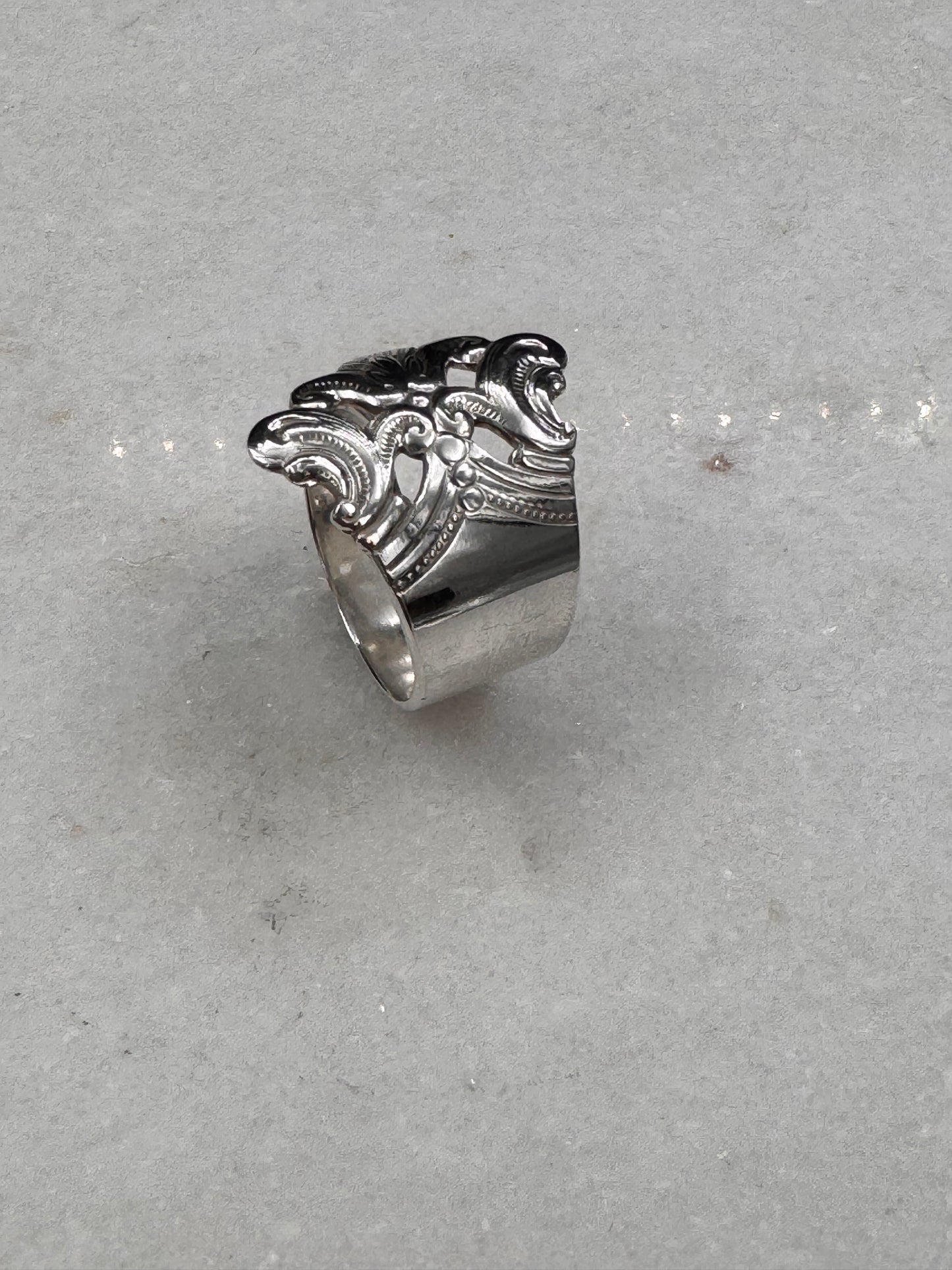 Vintage Skjerfring «Anitra» hvit