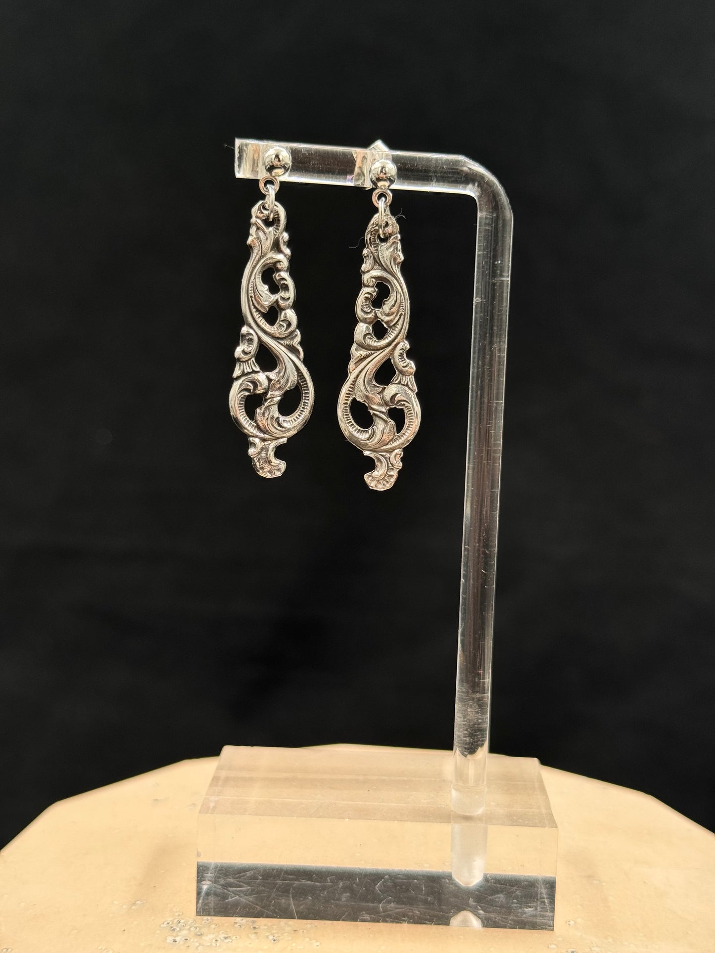 Vintage øredobb i sølvmønster «Dobbel Rokokko» mocca-str