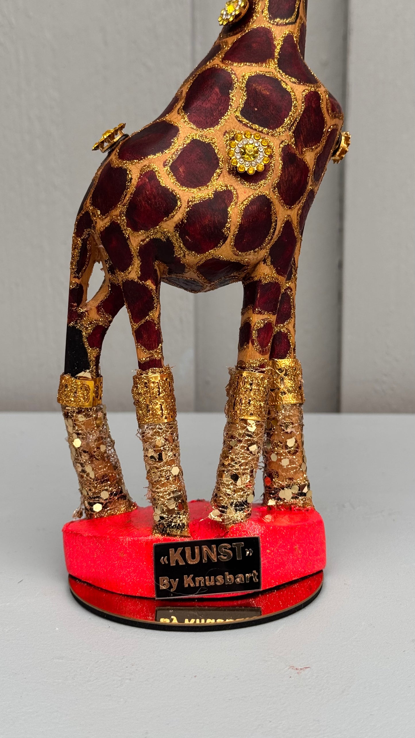 Vintage Sjiraff med LOL dukkehodet