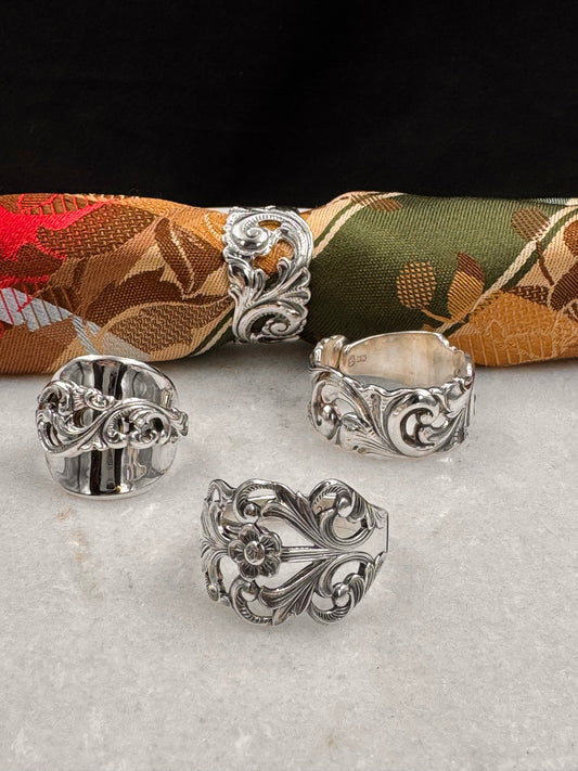 Bestilling/reservert! Vintage Skjerfring eget sølv