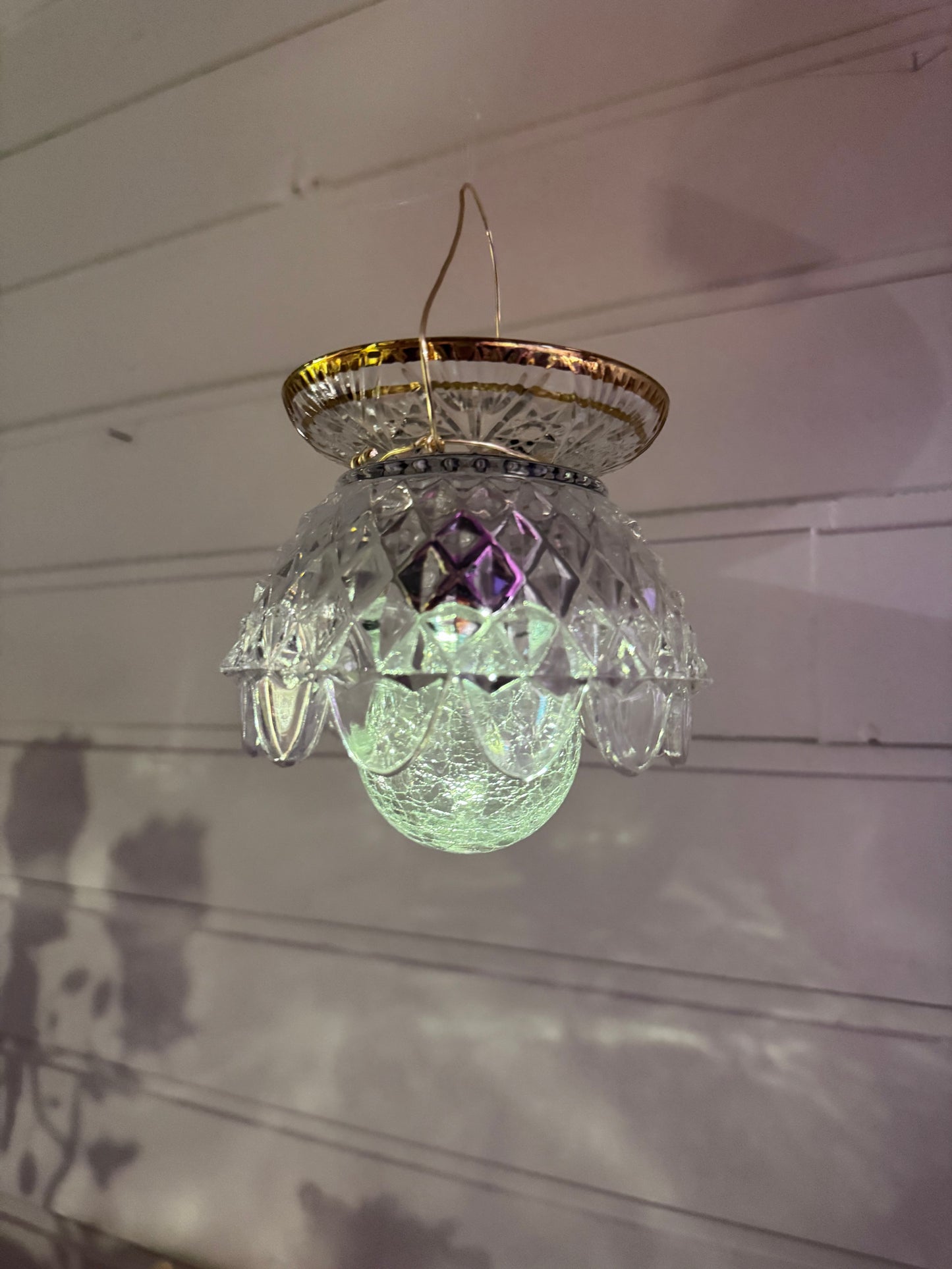 Hengende vintage Solcellelampe klart glass og gull