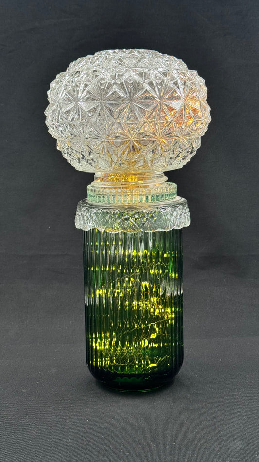 Vintage Diamantlampe grønn fot og klar/mønstret kuppel