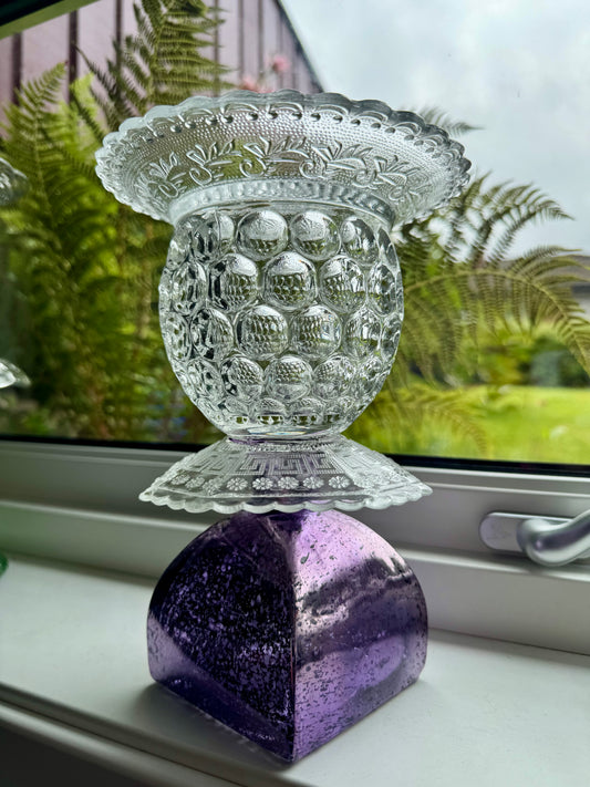 Vintage solcellelampe lilla fot og glassfat