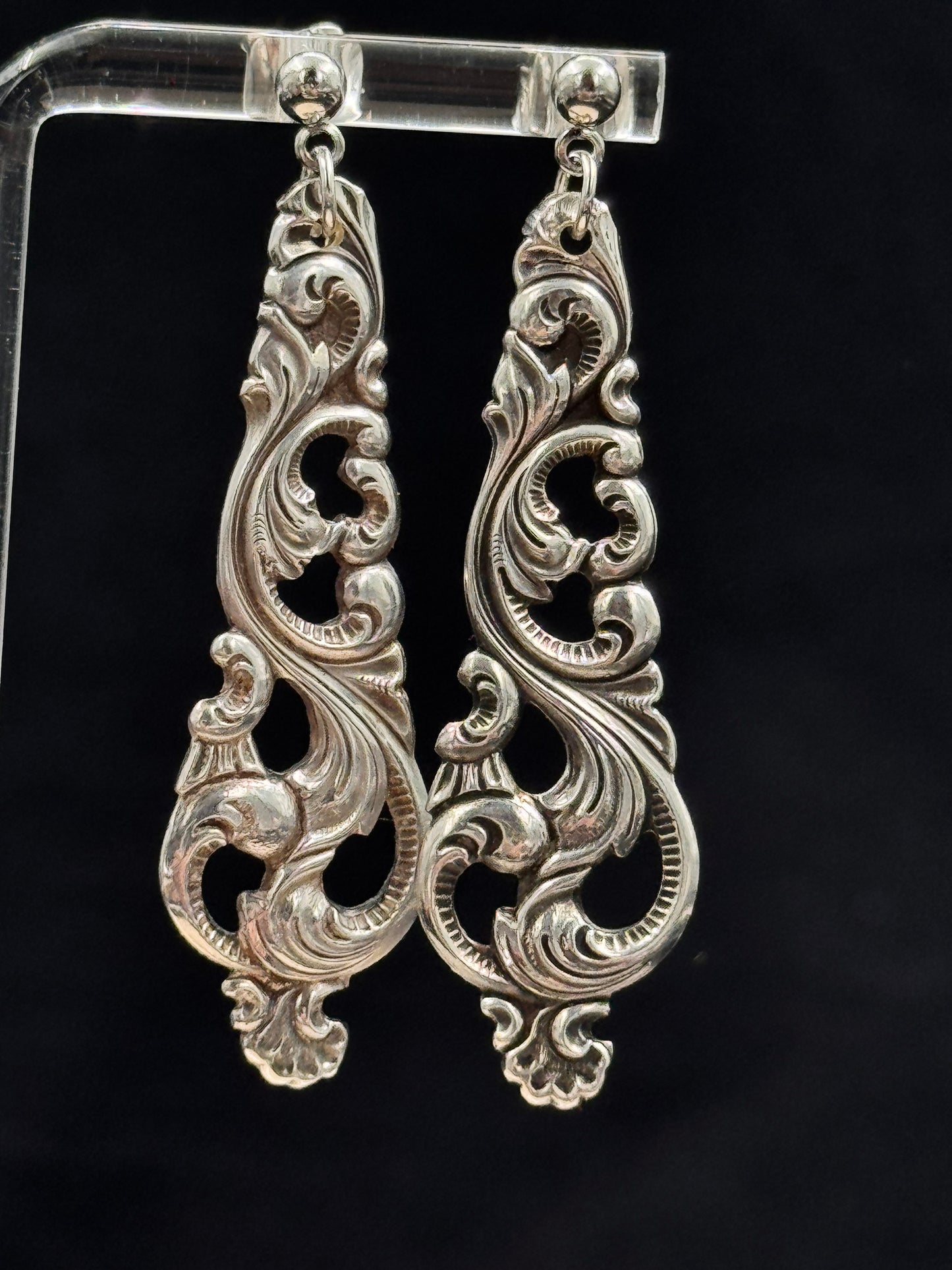 Vintage øredobb i sølvmønster «Dobbel Rokokko»