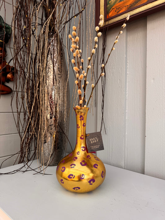 Trendy håndlaget vase gull