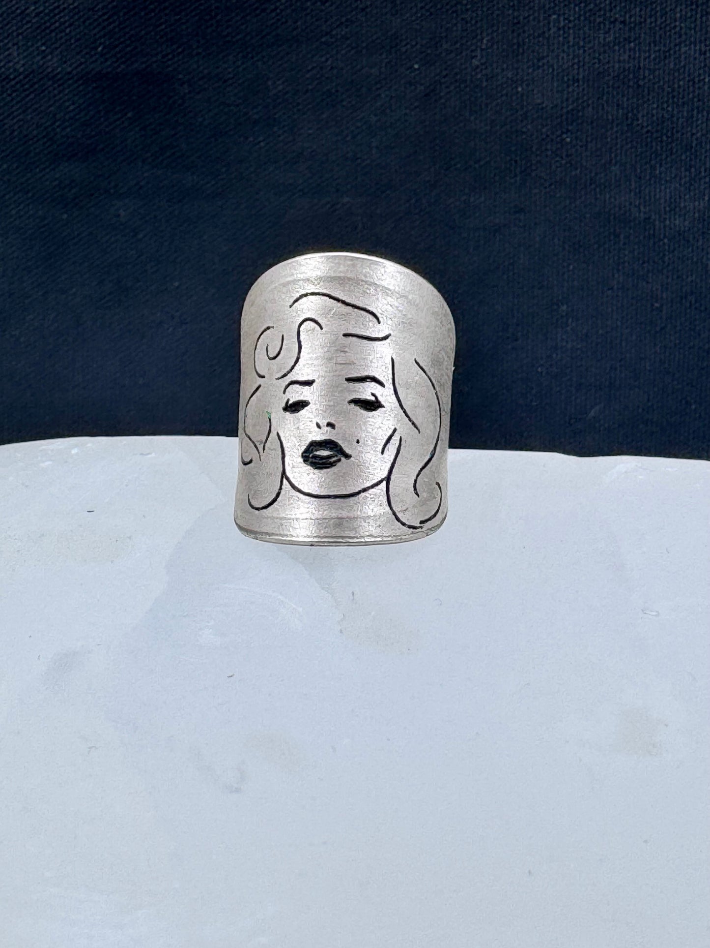Statement Marilyn Monroe str 54