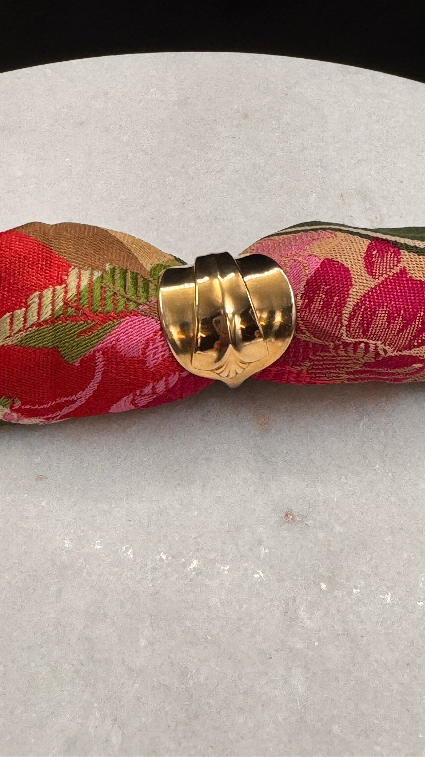 Vintage Skjerfring «Rådhus Gullforgylt»