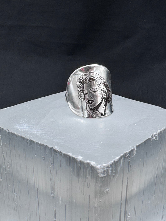 Statement Marilyn Monroe str 65