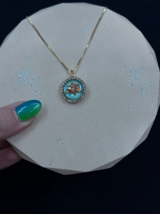 Vintage Gucci smykke lite turkis med insekt i gull