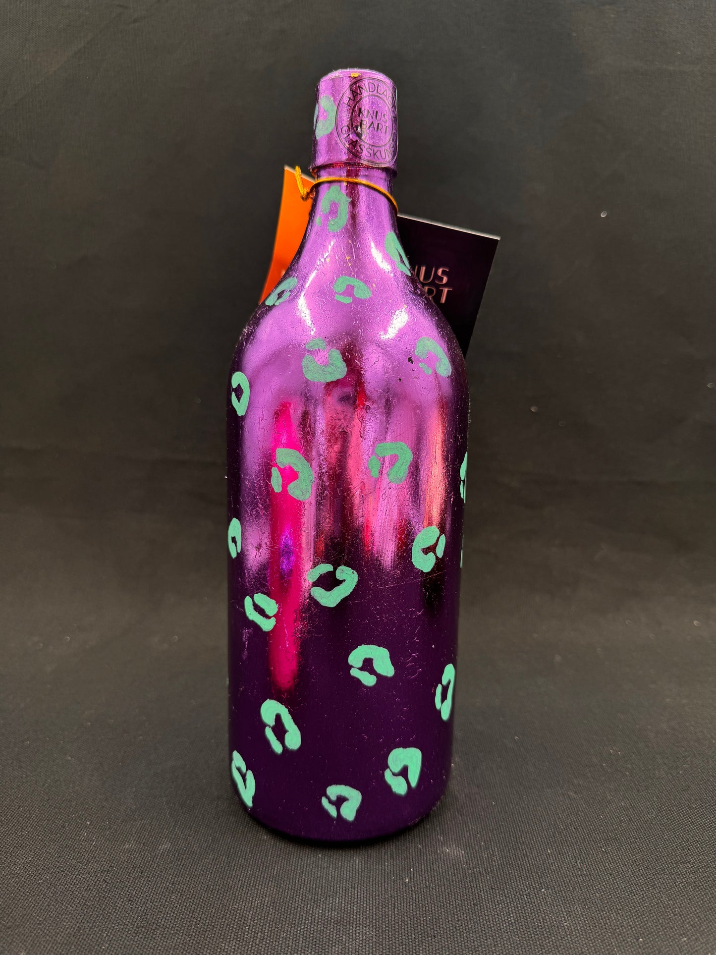 Trendy håndlaget vase lilla