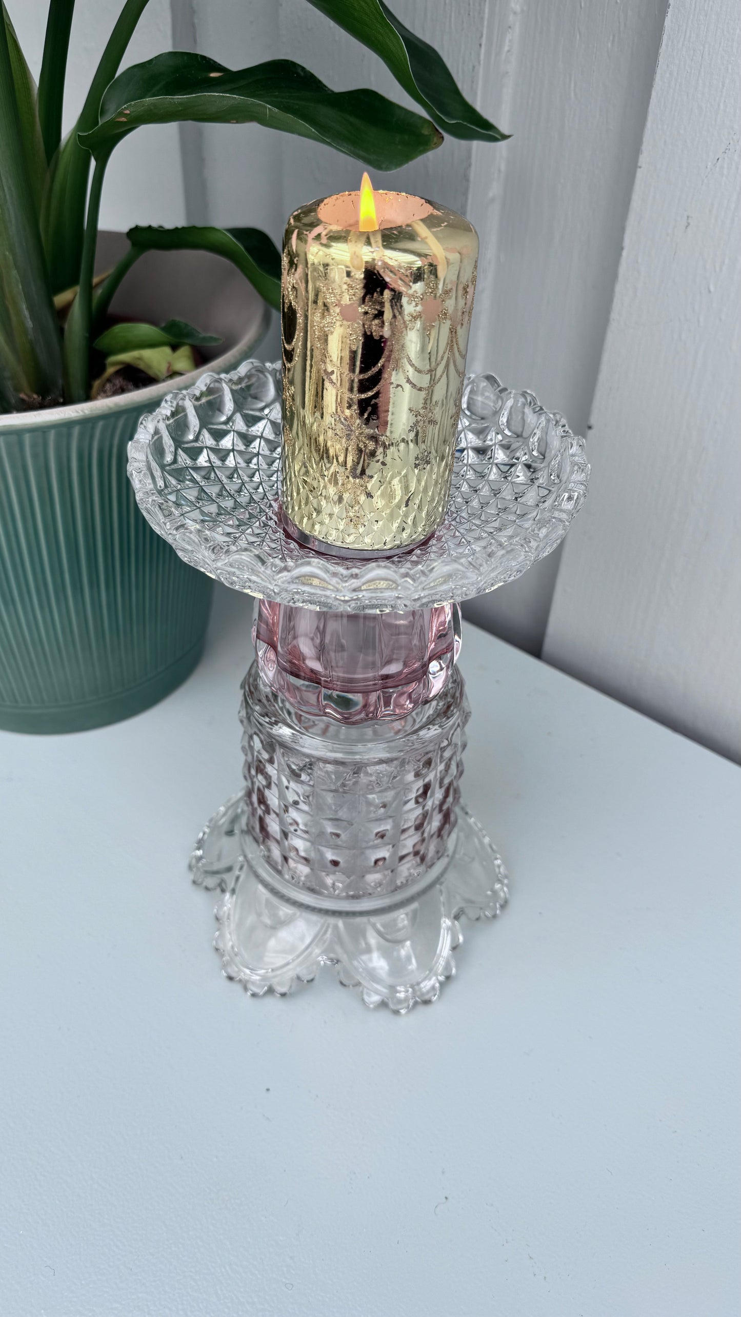 Vintage lysestake i fersken og rosa