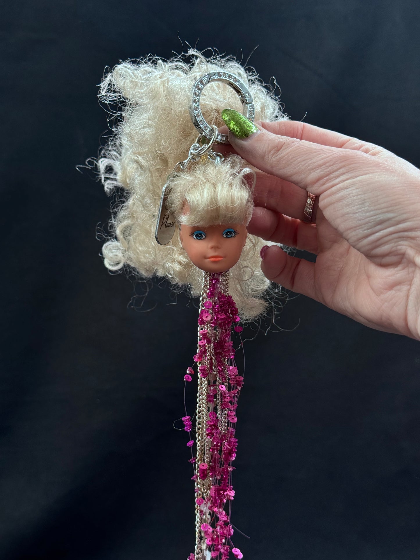 Vintage Barbie rosa. Lasergravering «bitch please»
