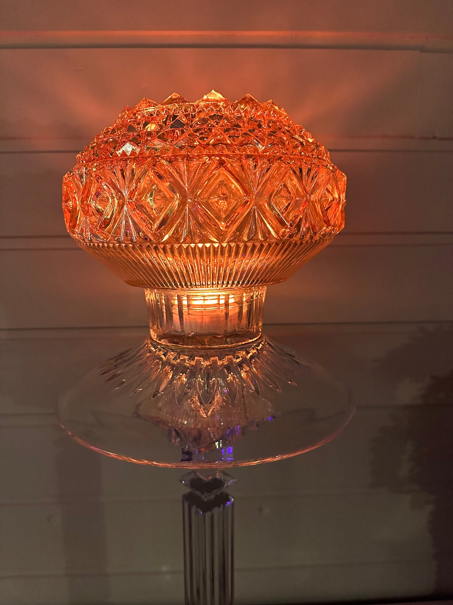 Majestetisk Diamantlampe i krystall og champagnefarge