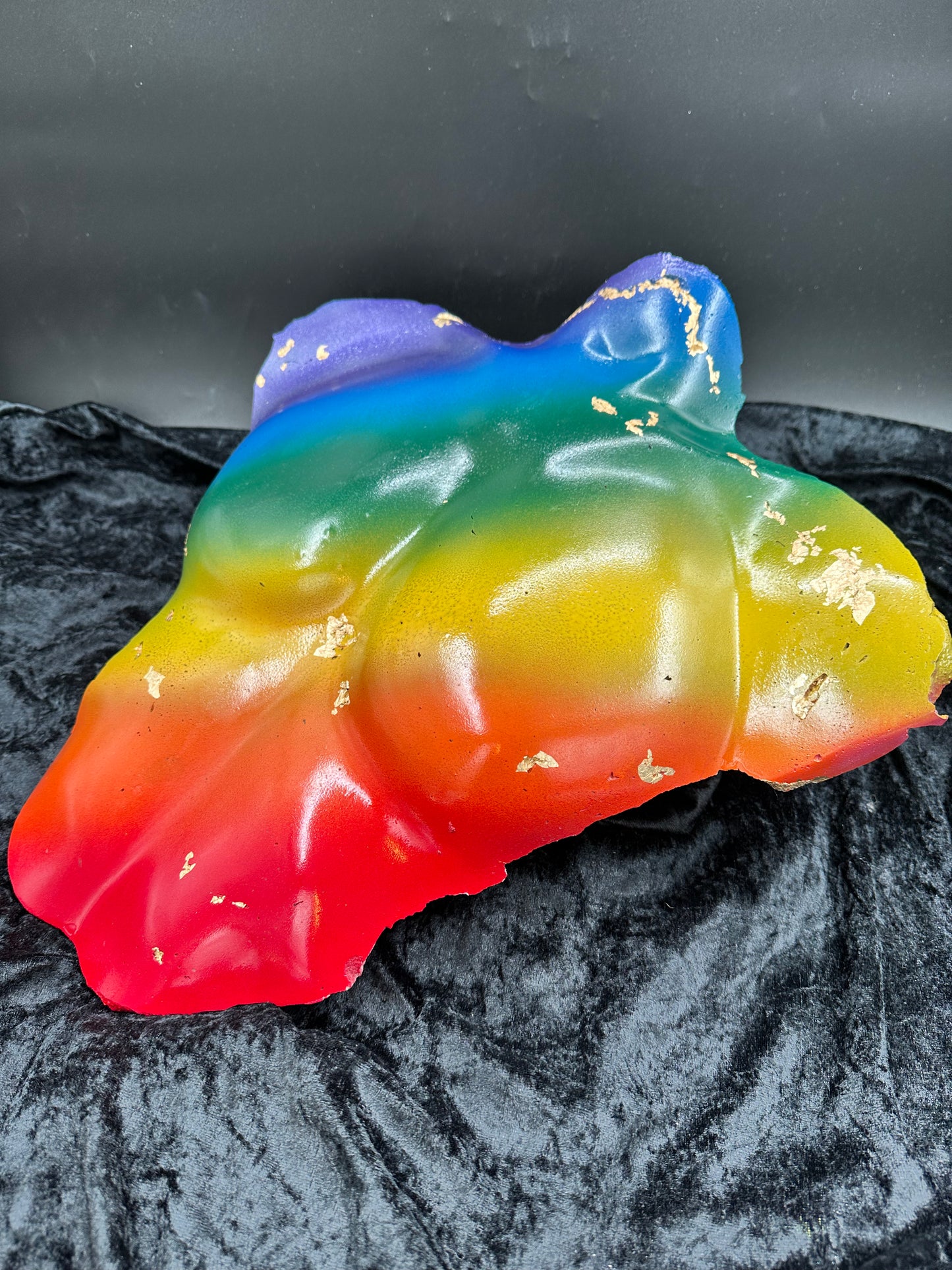 Torso MANN i betong i PRIDE farger🏳️🌈