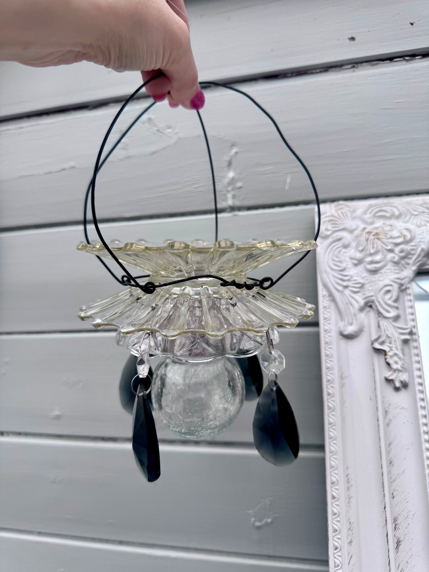 Vintage Solcellelampe hengelykt - klart glass og prismer i svart