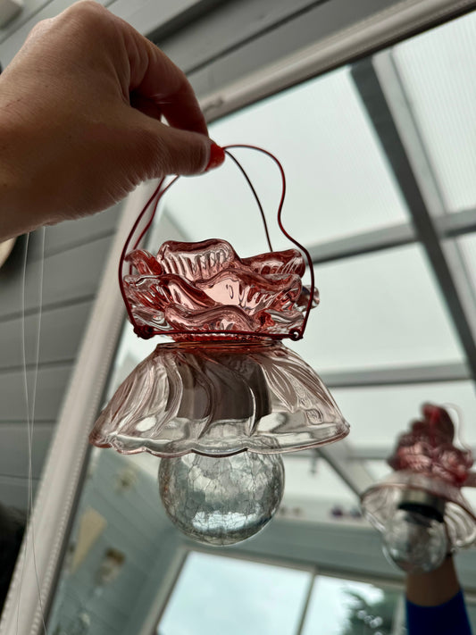 Vintage Solcellelampe hengelykt - rosa rose med rødt feste
