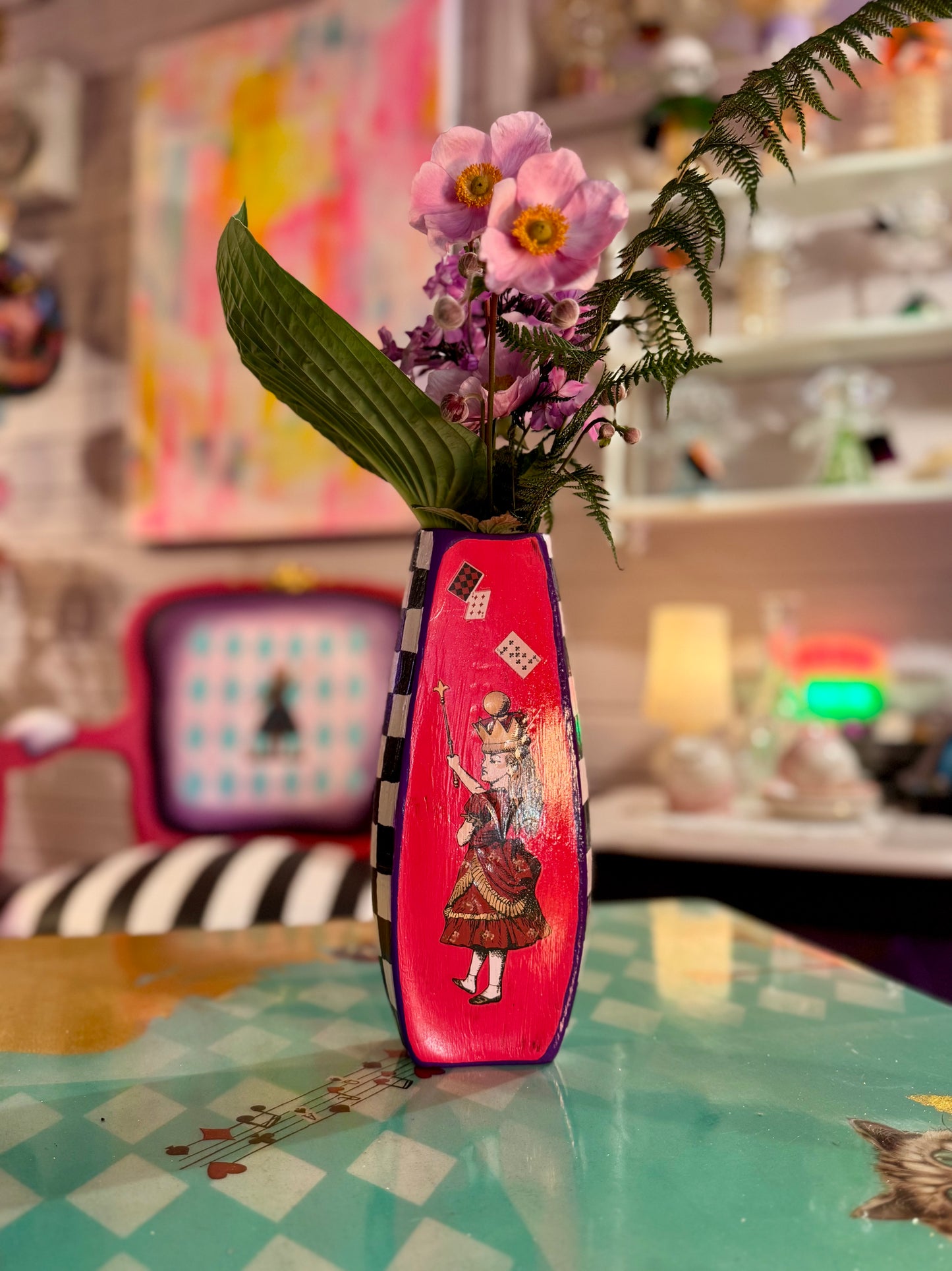 Bestilling! Alice i eventyrland vase