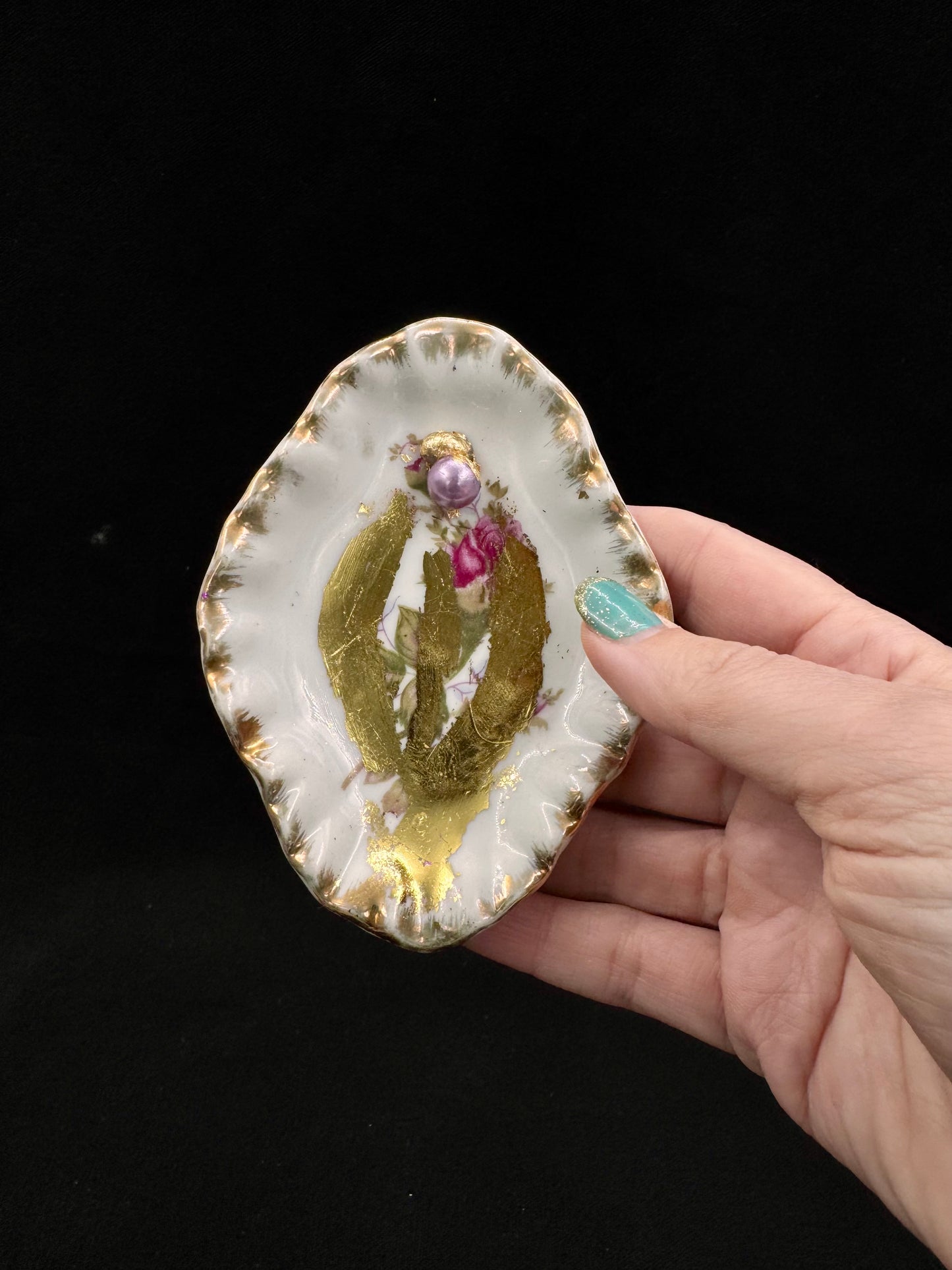 Vulvakunst rosa blomst og lyslilla perle