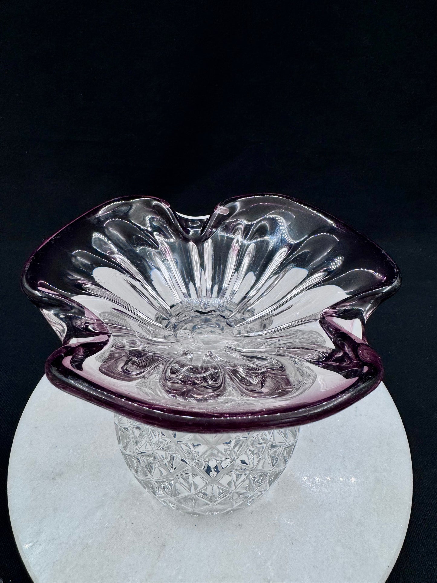 Vintage solcellelampe lilla Chribska krystall og glasskål