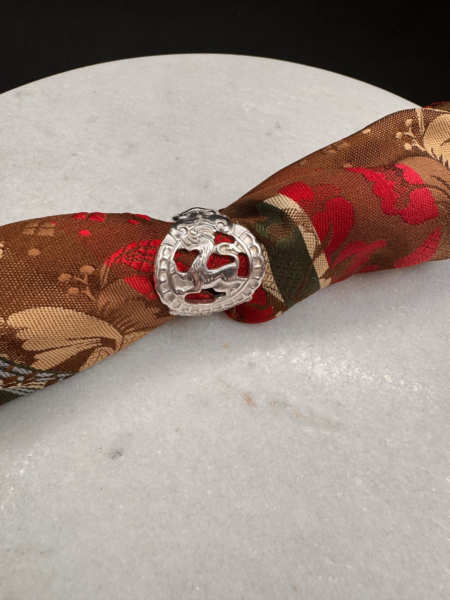 Vintage Skjerfring «Fabeldyr»