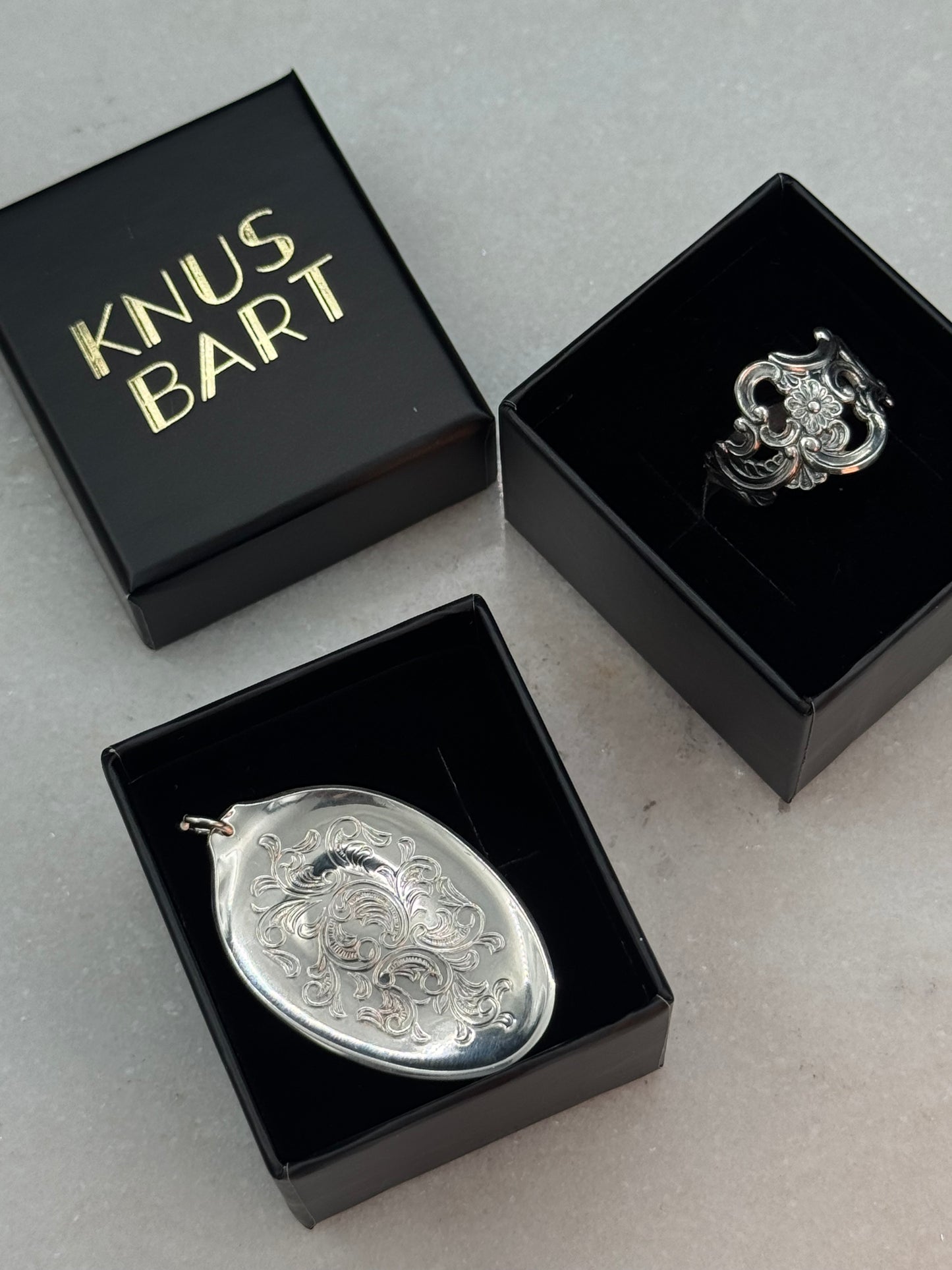 Bestilling! Vintage ring og smykkeanheng av oldemor