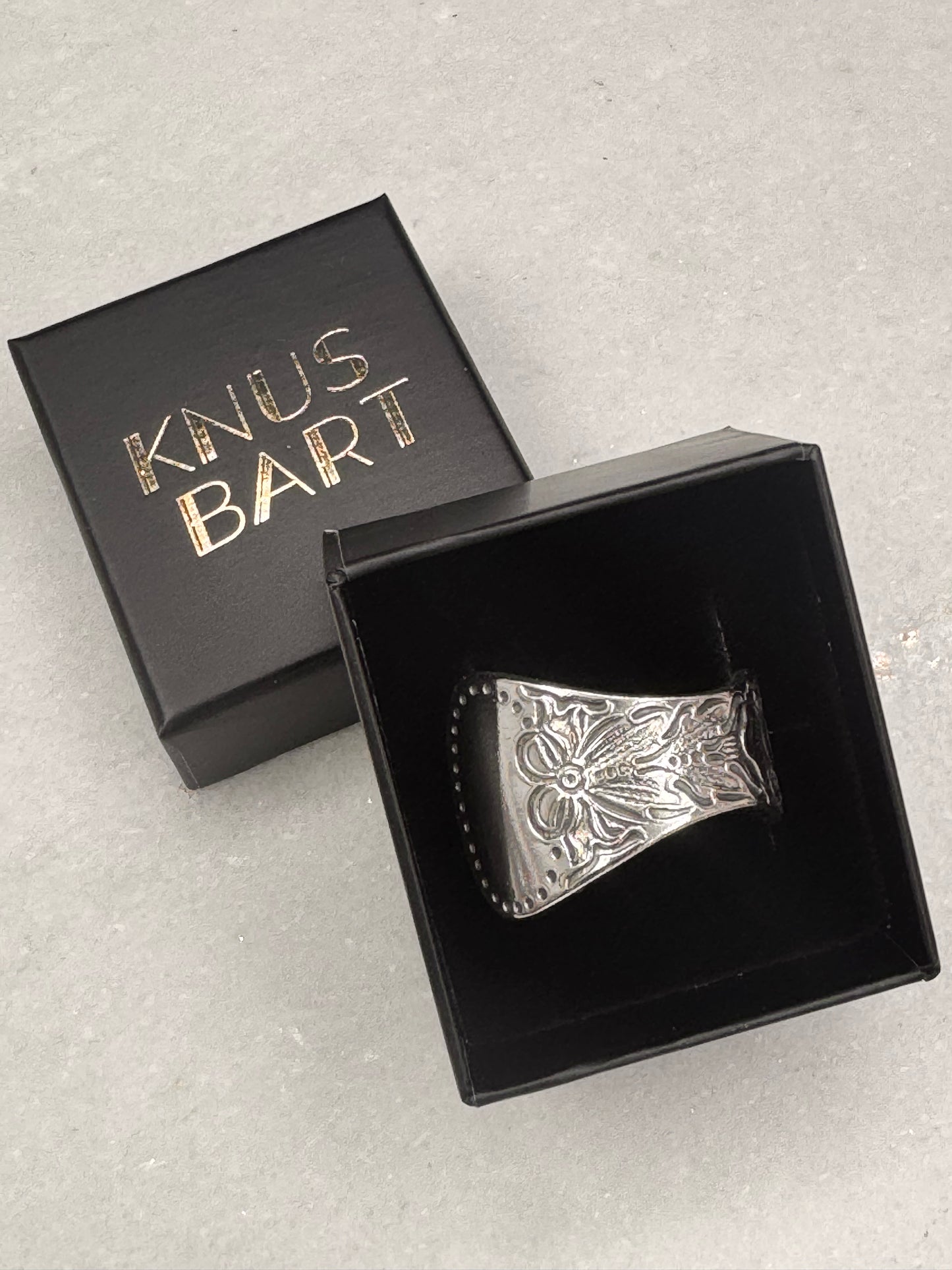 Bestilling / reservert! Vintage 1 skjerfring av eget sølv