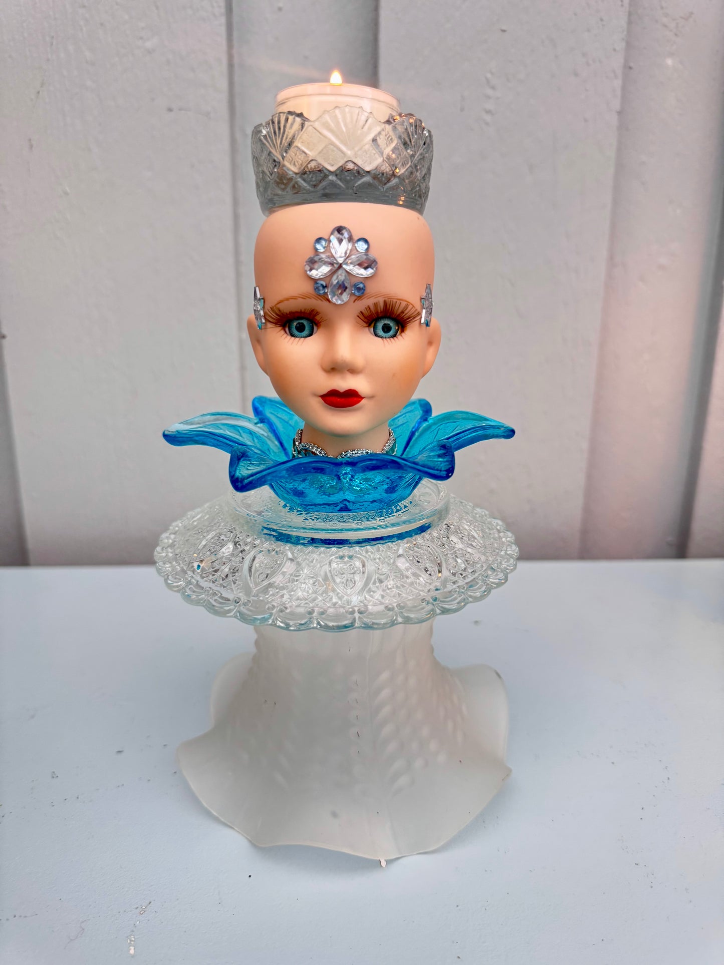 Vintage Dukke «Queen Frost»
