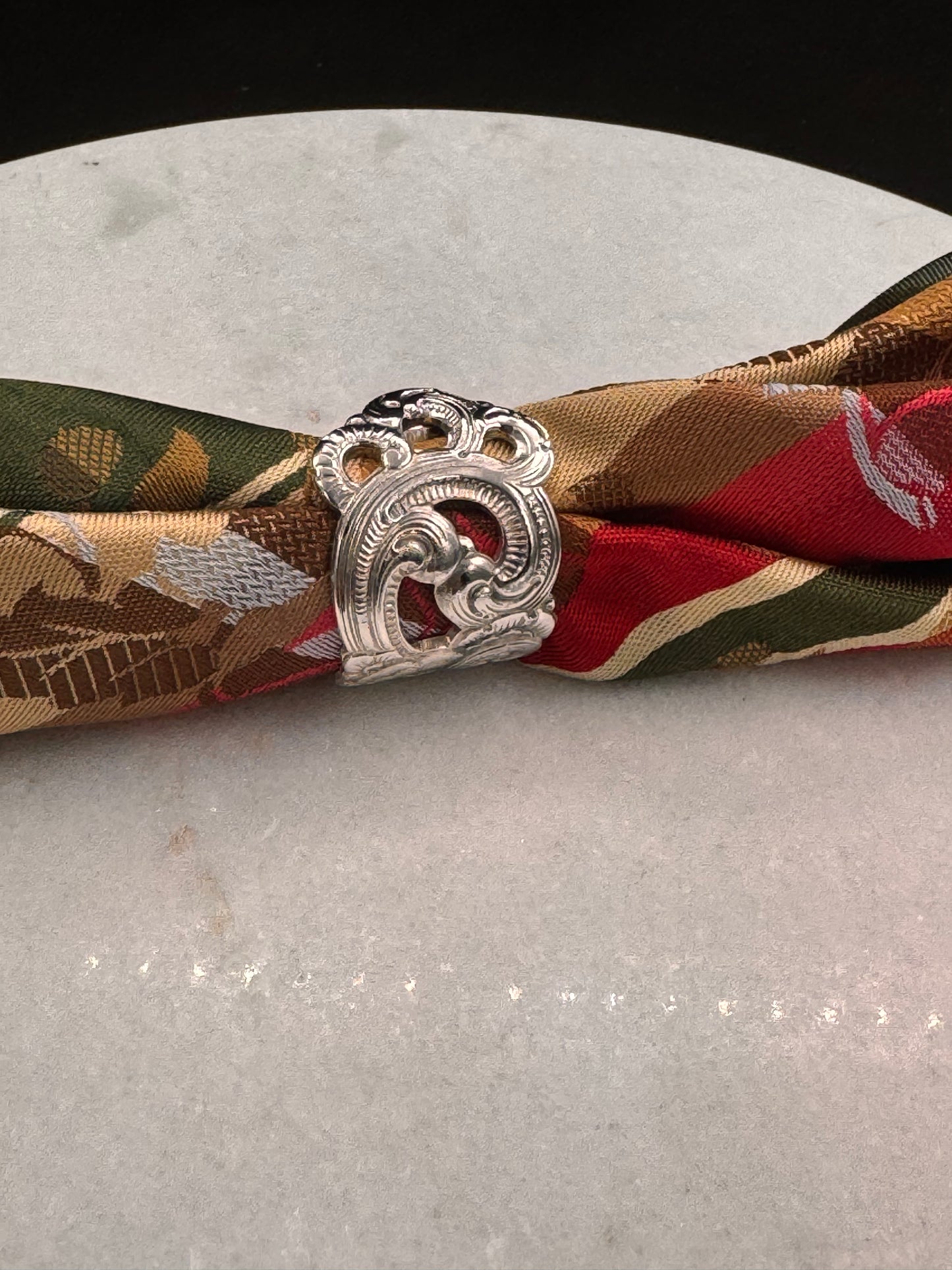 Vintage Skjerfring «Halling» hvit