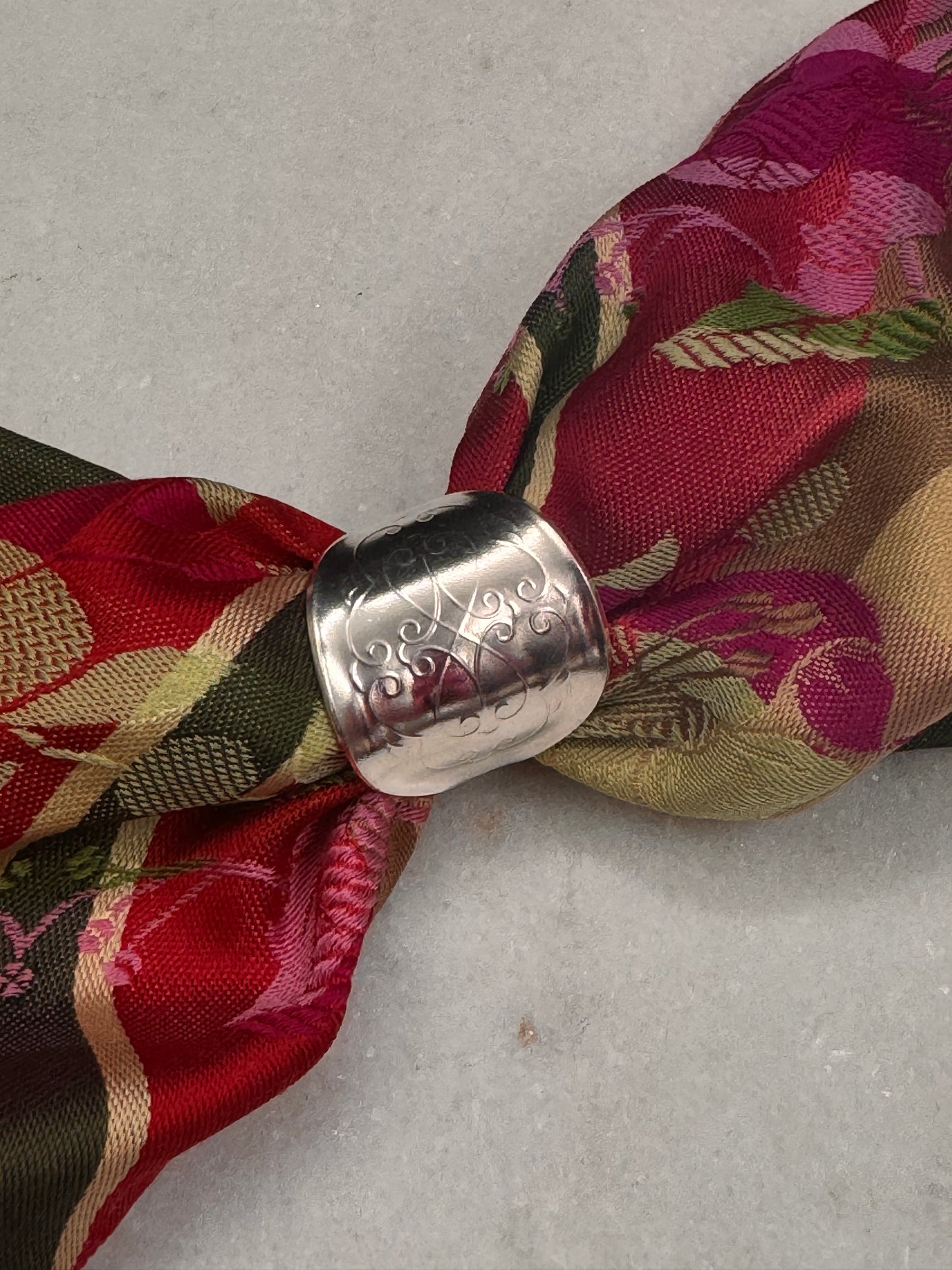 Vintage Skjerfring «Anne» broderier