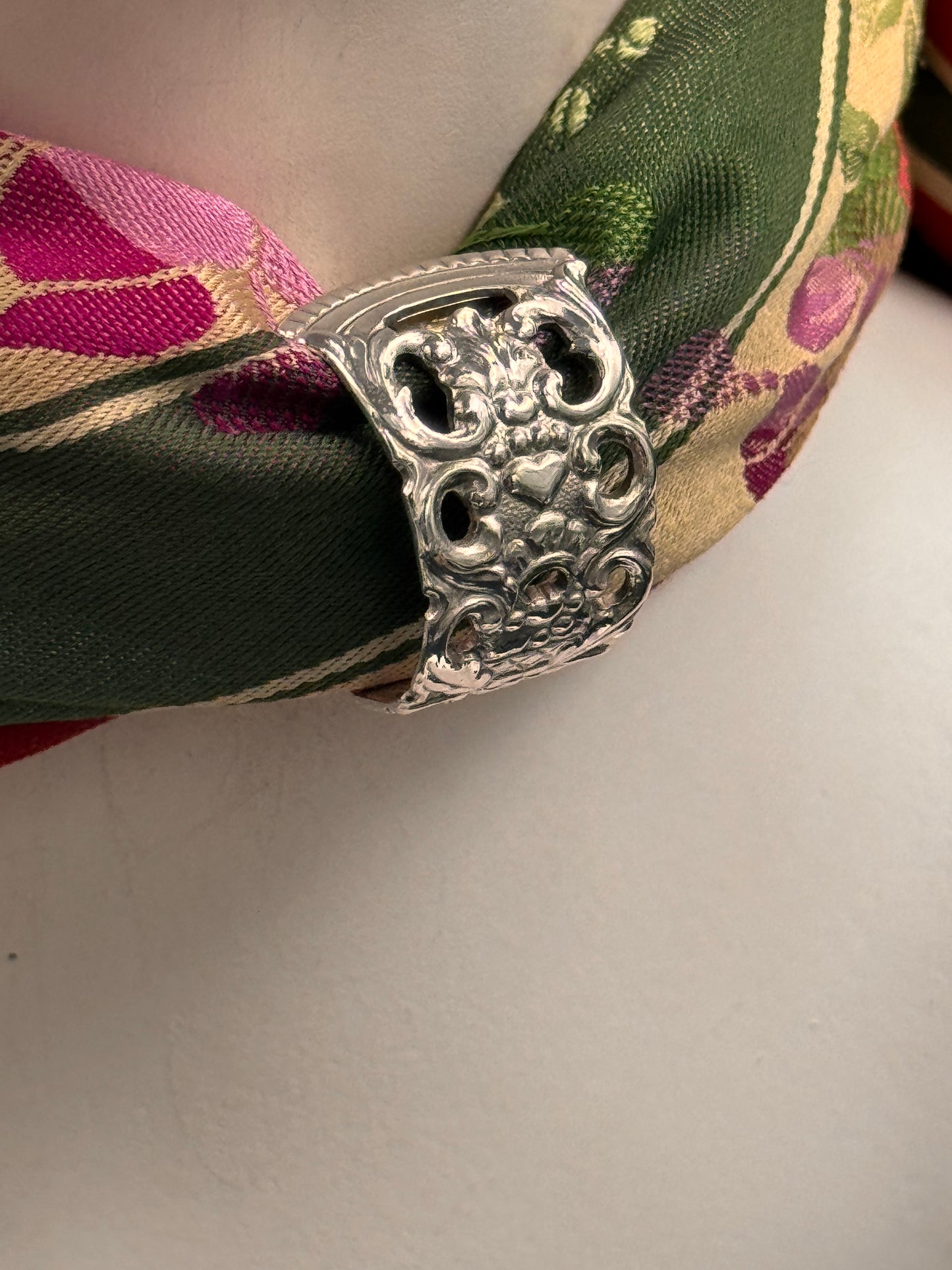 Vintage Skjerfring «Snefrid»