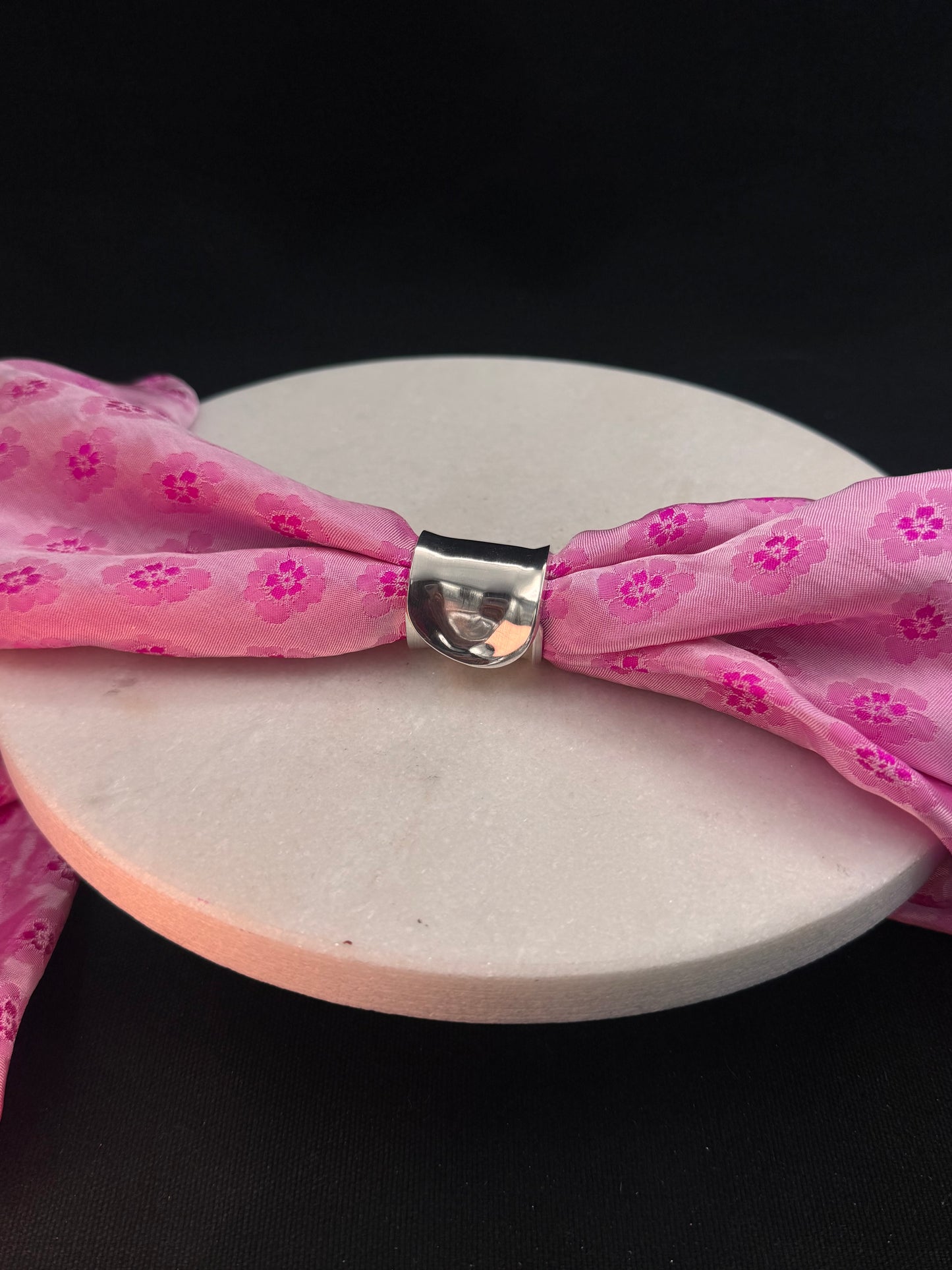 Bestilling! Vintage skjerfring av et armbånd
