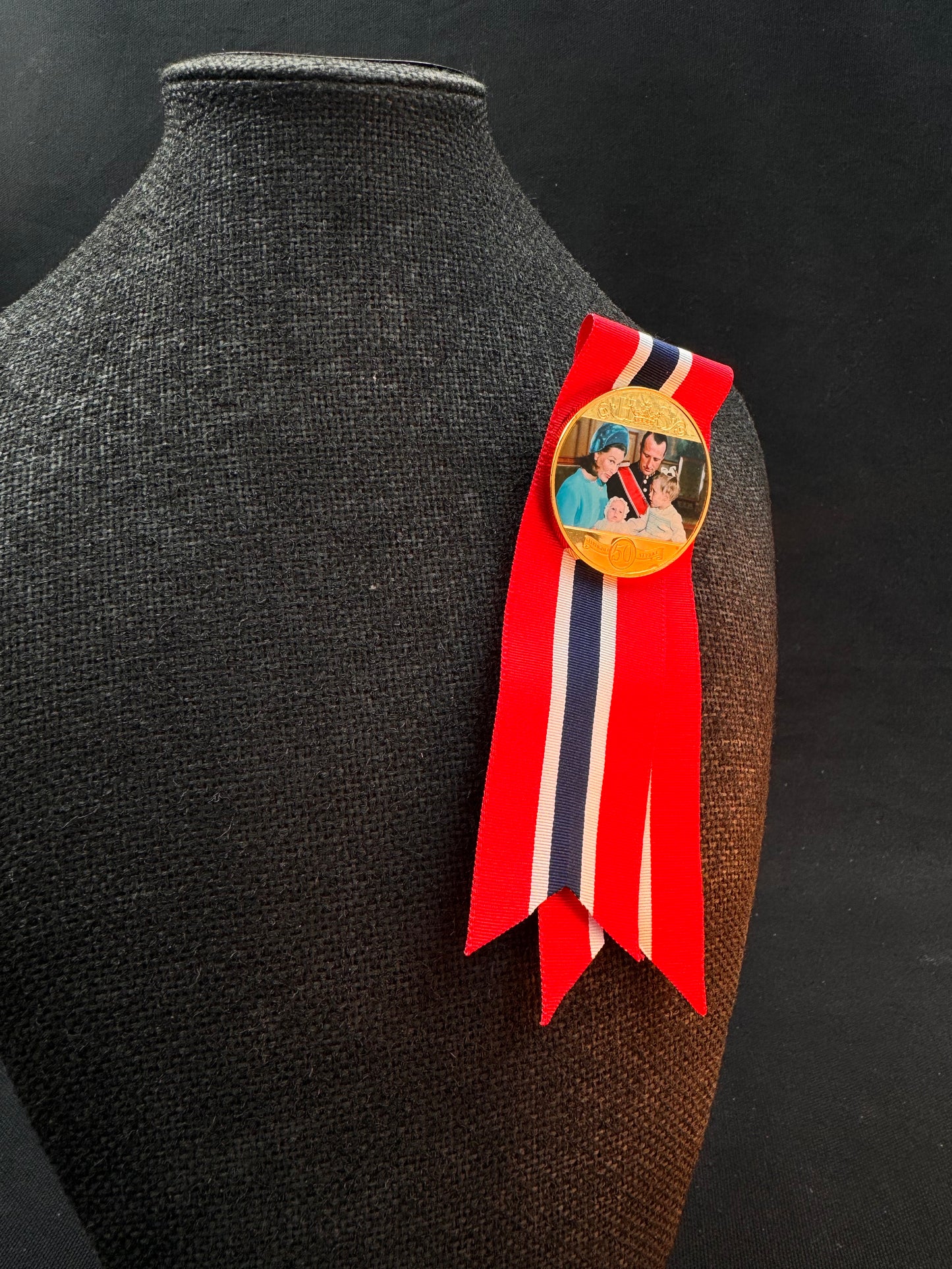 Vintage 17 Mai Samlermynt Gull Kong Harald & Dronning Sonja med små barn