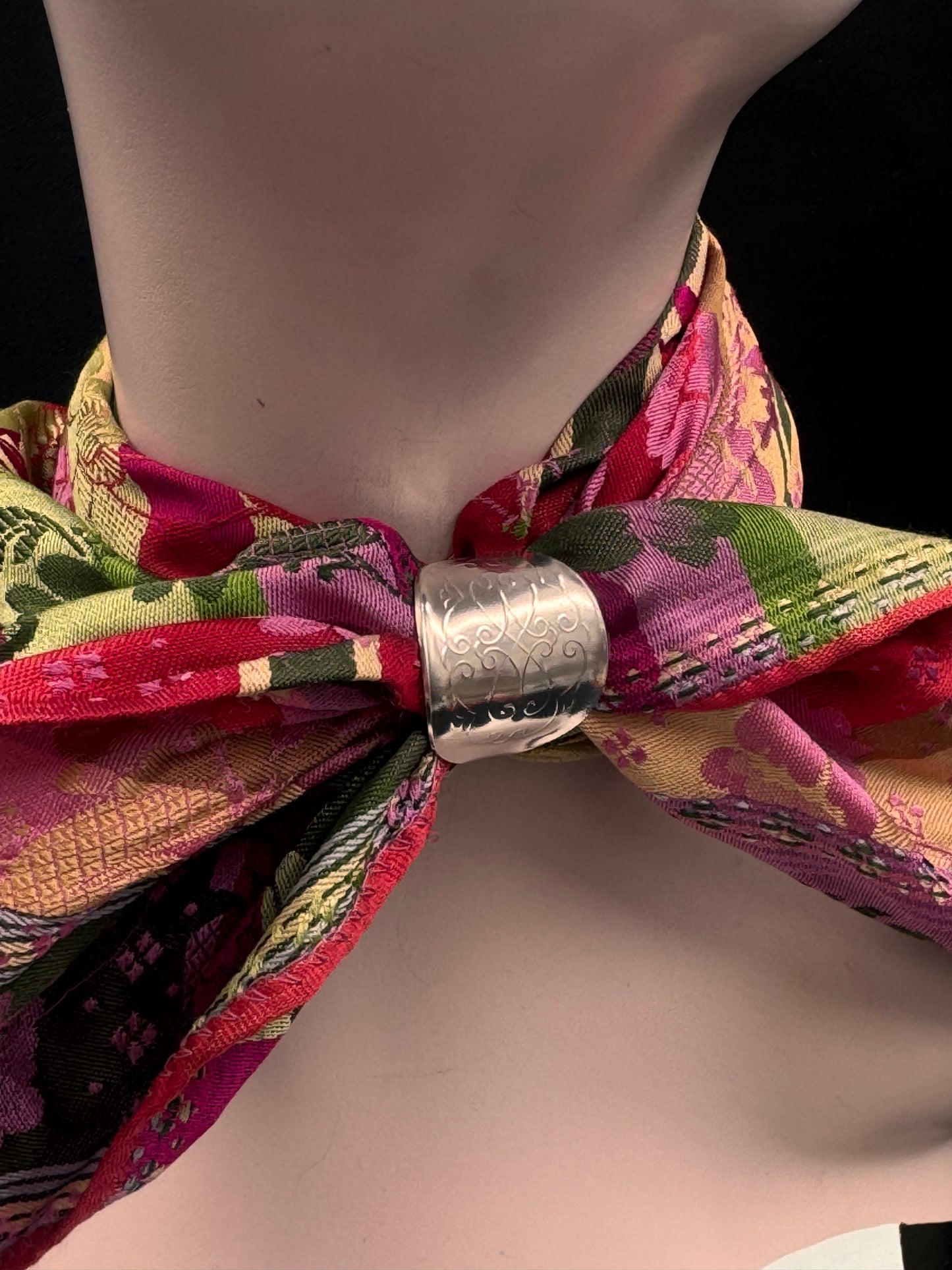 Vintage Skjerfring «Anne» broderier