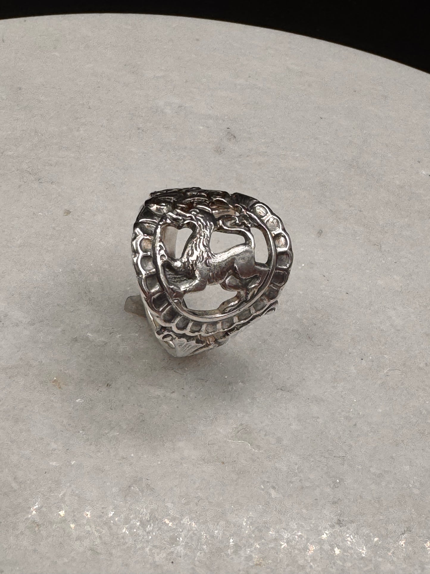 Vintage Skjerfring «Fabeldyr»