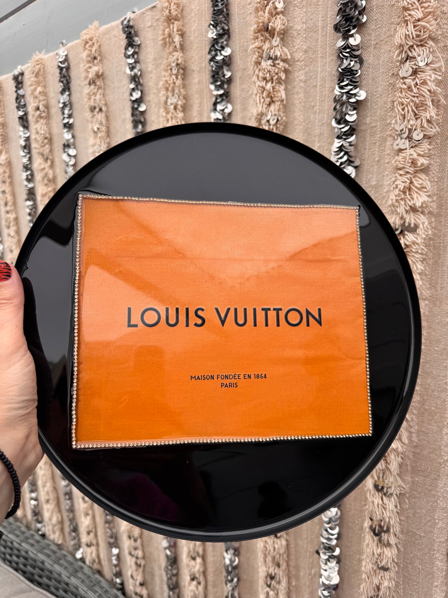 Luksus Louis Vuitton fat med diamantkant
