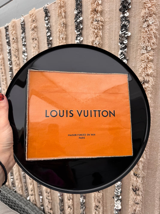 Luksus Louis Vuitton fat med diamantkant