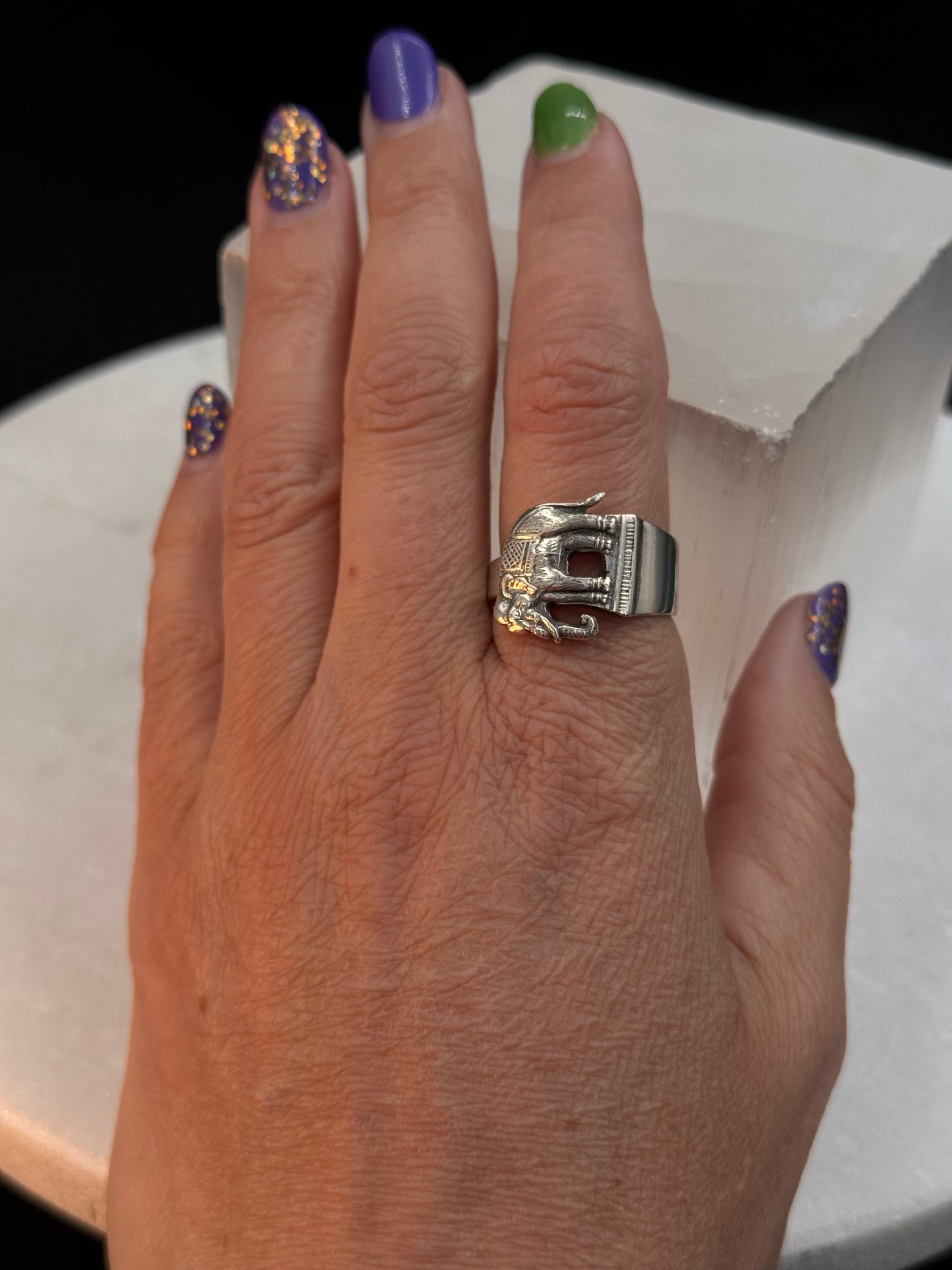 Bestilling! Vintage ring «Elefant» str 59