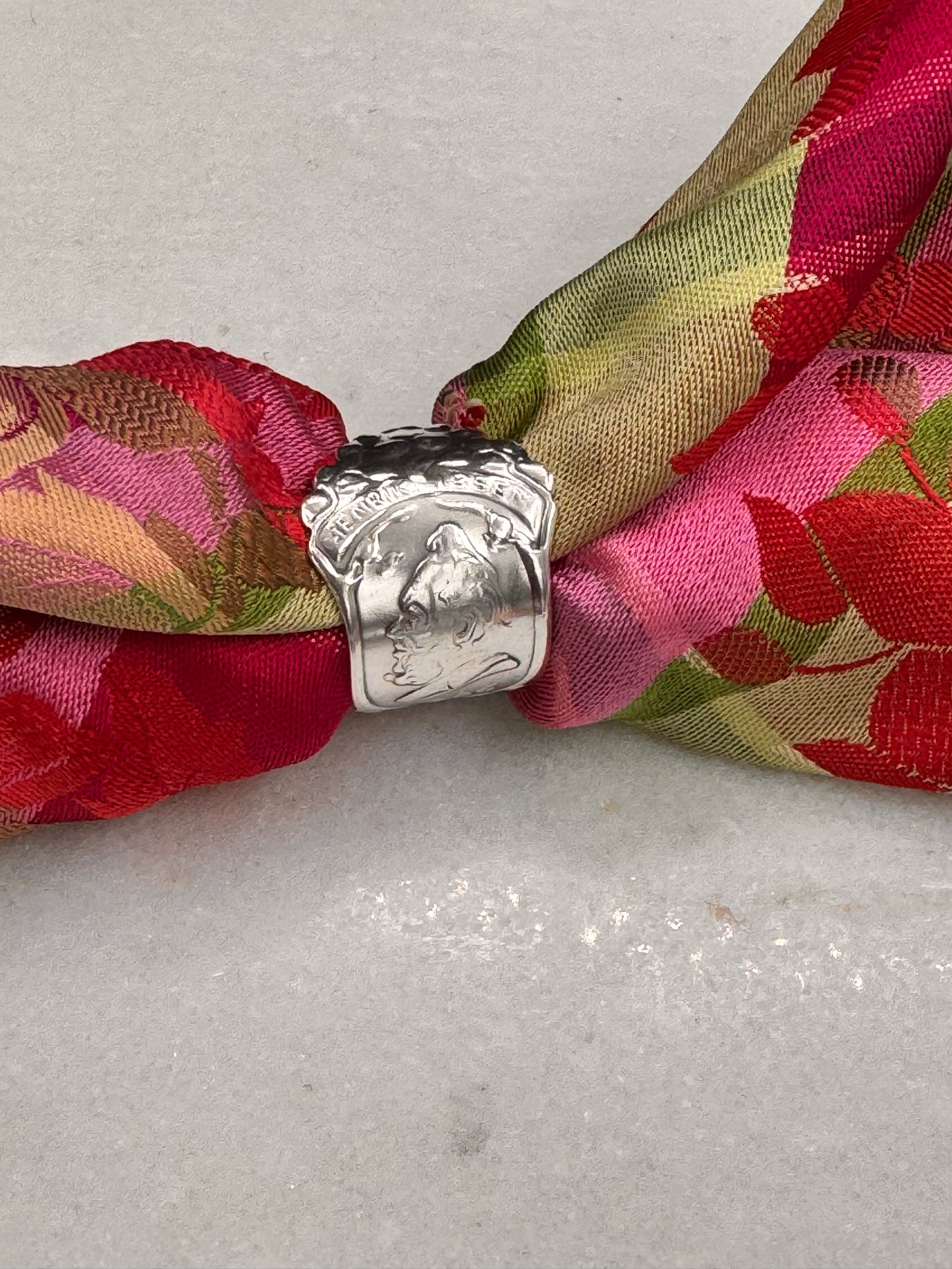 Vintage Skjerfring «Henrik Ibsen»