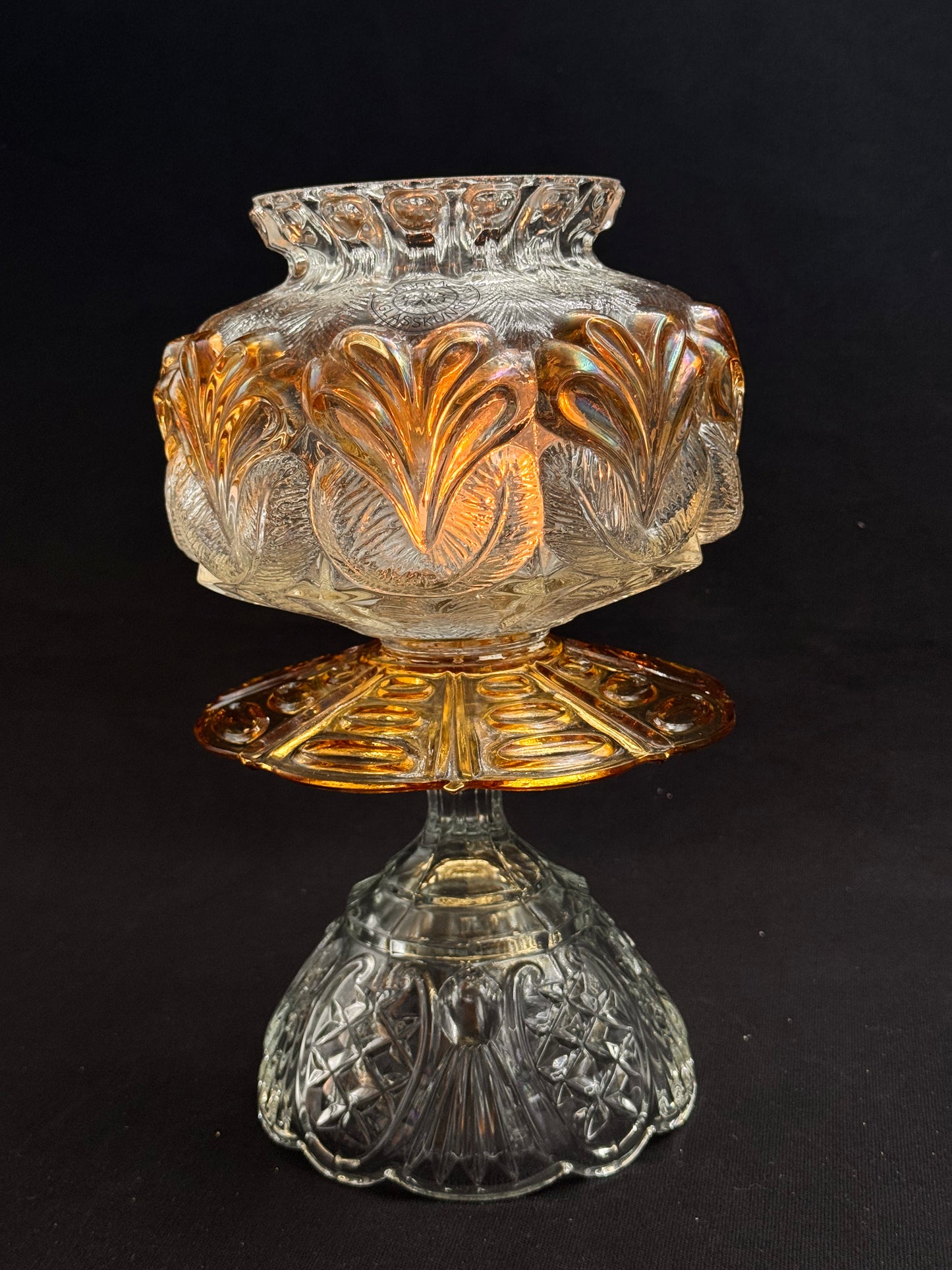 Vintage lykt i rav farget og krystallskål