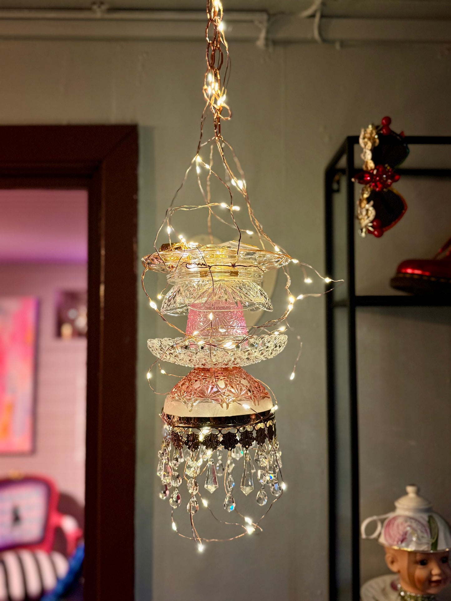 Vintage rosa pendellampe i krystall