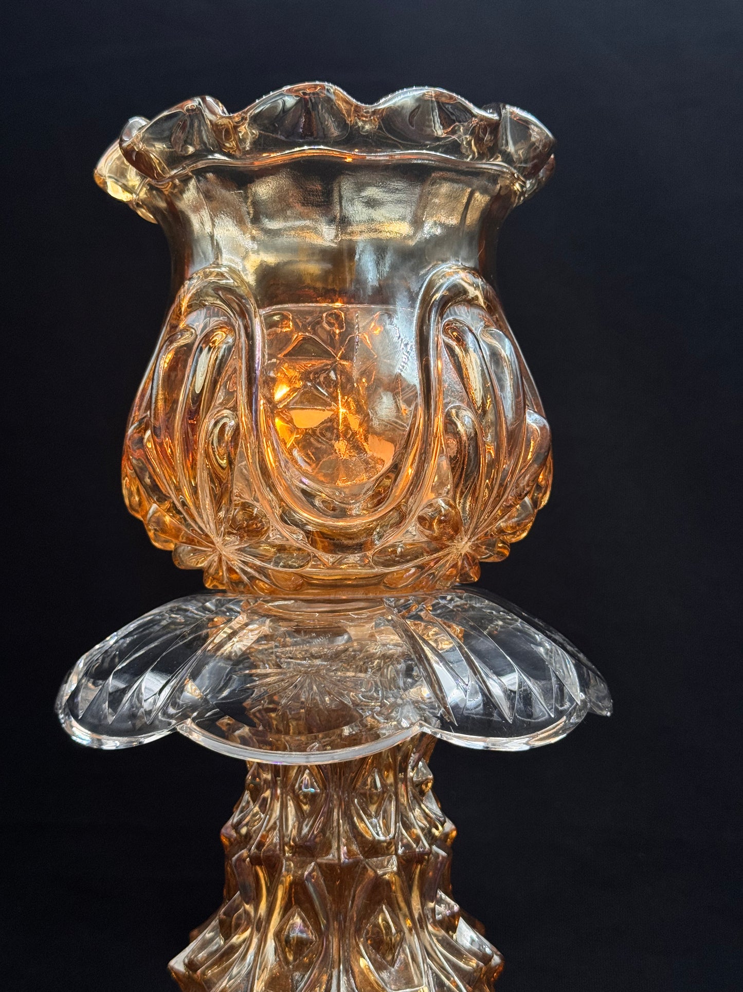 Vintage lyselykt i ren krystall og amber kuppel