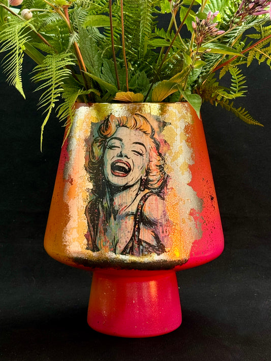Popart Marilyn Monroe Vase i Rosa og oransje