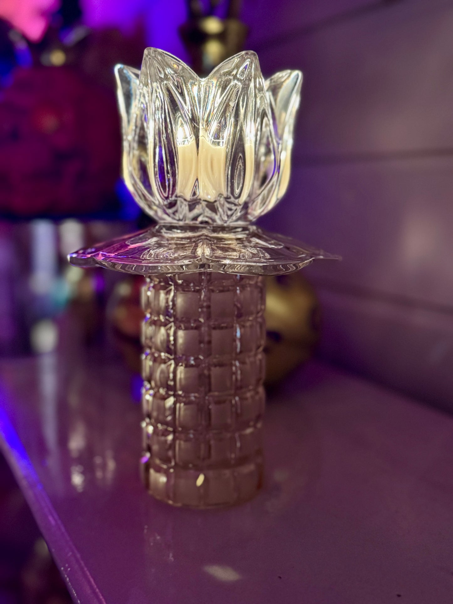 Vintage lysestake i champagne og tulipan i krystall