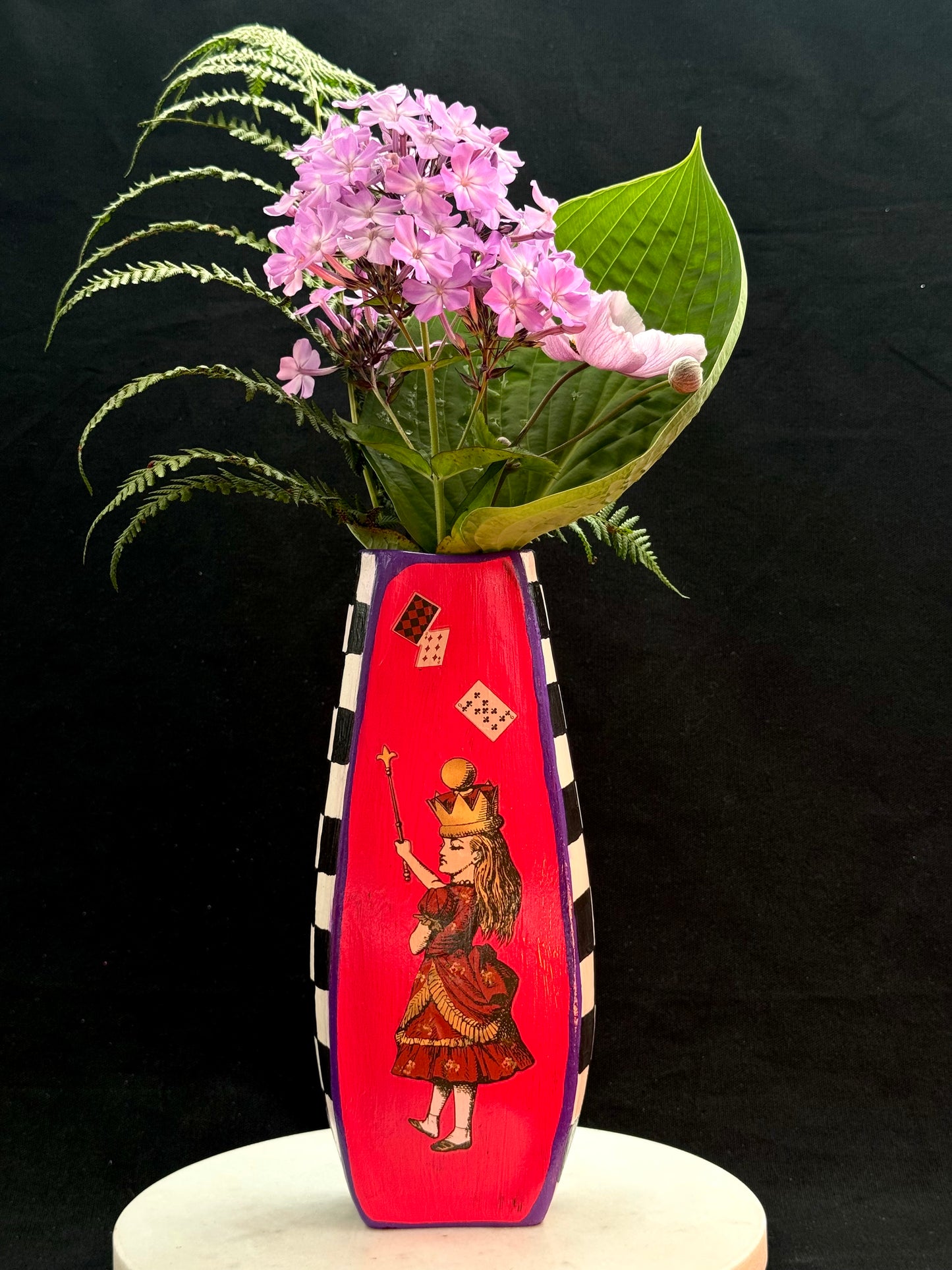 Bestilling! Alice i eventyrland vase